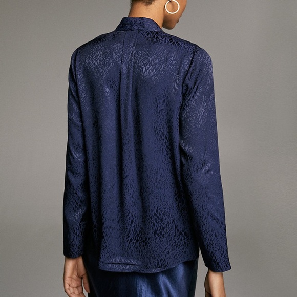 ARITZIA POWER BLOUSE IN RICH COGNAC - Picture 7 of 8